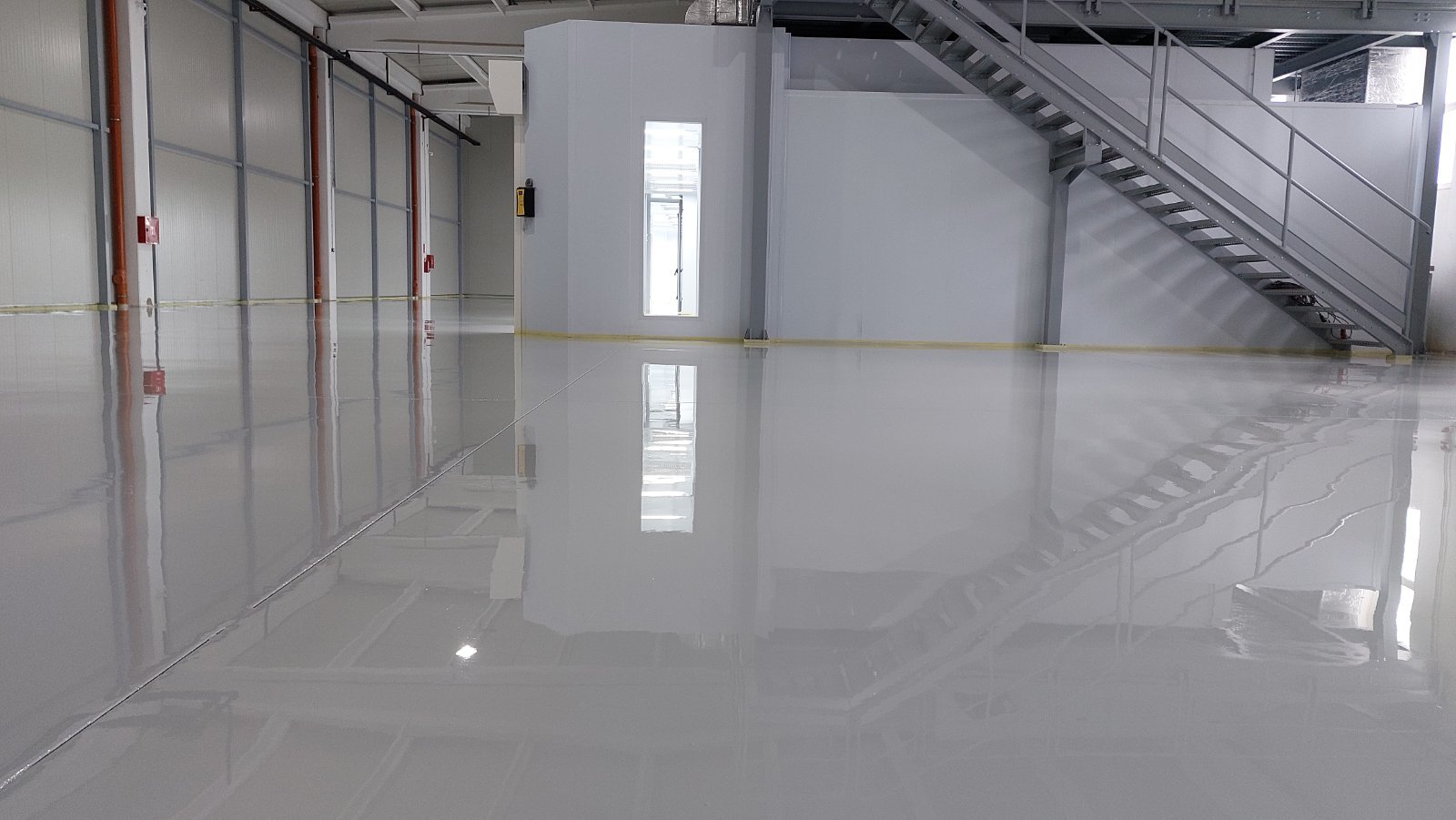 Κέντρο Κατεργασίας CNC, Βιομηχανικό Δάπεδο